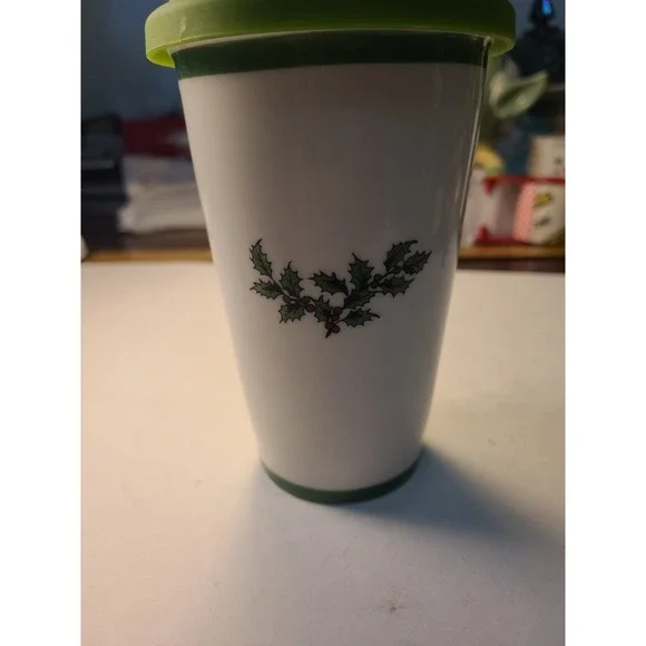 Spode Christmas Tree Ceramic Coffee Mug With Lid - Picture 2 of 4